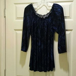 Black and Blue stretch top